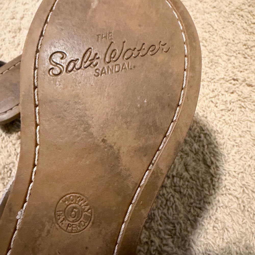 Kids 5, Womens 7 Black salt water Sandals - Picture 5 of 6